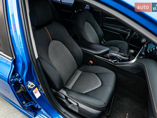 Синій Тойота Камрі, об'ємом двигуна 2.5 л та пробігом 129 тис. км за 18852 $, фото 17 на Automoto.ua