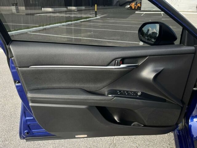 Синий Тойота Камри, объемом двигателя 2.5 л и пробегом 160 тыс. км за 17000 $, фото 6 на Automoto.ua