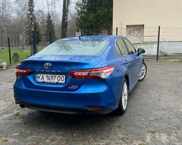 Синий Тойота Камри, объемом двигателя 2.49 л и пробегом 140 тыс. км за 27000 $, фото 3 на Automoto.ua