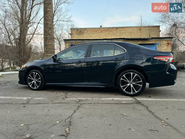 Синій Тойота Камрі, об'ємом двигуна 2.49 л та пробігом 100 тис. км за 19000 $, фото 5 на Automoto.ua