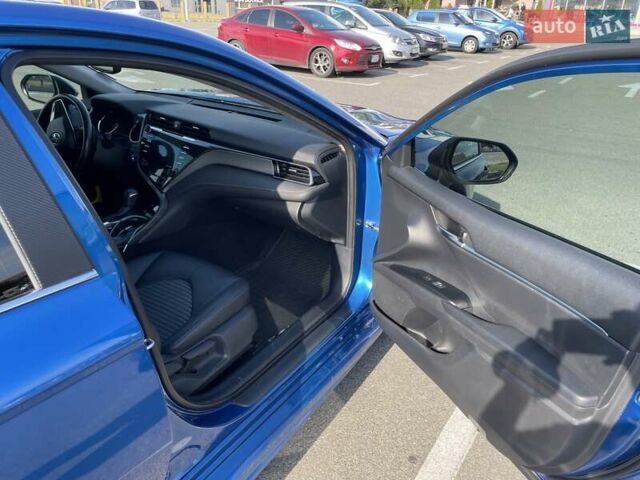 Синій Тойота Камрі, об'ємом двигуна 2.49 л та пробігом 138 тис. км за 23000 $, фото 17 на Automoto.ua