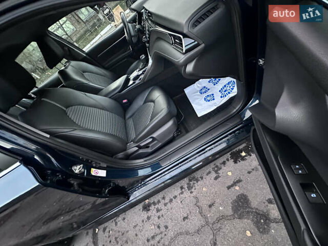 Синій Тойота Камрі, об'ємом двигуна 2.49 л та пробігом 100 тис. км за 19000 $, фото 18 на Automoto.ua