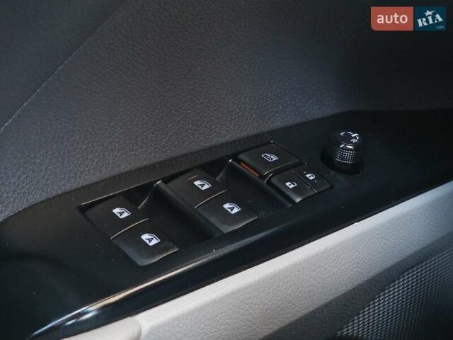 Синій Тойота Камрі, об'ємом двигуна 2.49 л та пробігом 104 тис. км за 24990 $, фото 54 на Automoto.ua