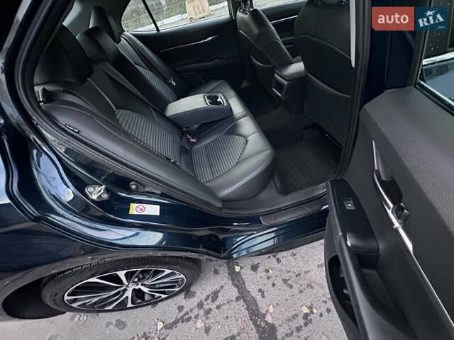 Синій Тойота Камрі, об'ємом двигуна 2.49 л та пробігом 100 тис. км за 19000 $, фото 16 на Automoto.ua