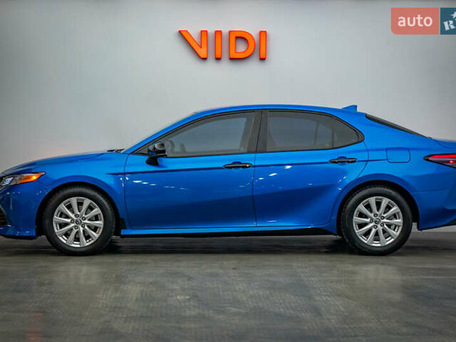 Синій Тойота Камрі, об'ємом двигуна 2.5 л та пробігом 129 тис. км за 18852 $, фото 2 на Automoto.ua