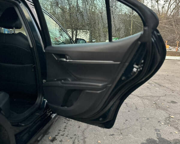 Синій Тойота Камрі, об'ємом двигуна 2.49 л та пробігом 100 тис. км за 19000 $, фото 15 на Automoto.ua