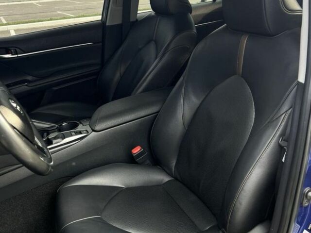 Синий Тойота Камри, объемом двигателя 2.5 л и пробегом 160 тыс. км за 17000 $, фото 7 на Automoto.ua