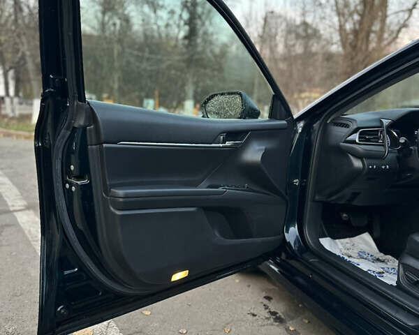 Синій Тойота Камрі, об'ємом двигуна 2.49 л та пробігом 100 тис. км за 19000 $, фото 9 на Automoto.ua