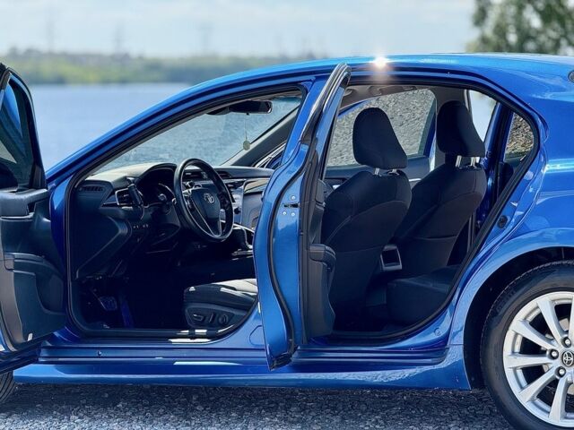 Синий Тойота Камри, объемом двигателя 2.5 л и пробегом 180 тыс. км за 18500 $, фото 10 на Automoto.ua