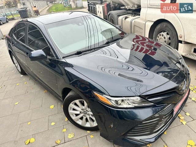 Синий Тойота Камри, объемом двигателя 2.49 л и пробегом 198 тыс. км за 19700 $, фото 12 на Automoto.ua