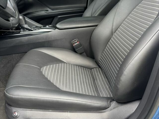 Синій Тойота Камрі, об'ємом двигуна 2.5 л та пробігом 40 тис. км за 19148 $, фото 9 на Automoto.ua