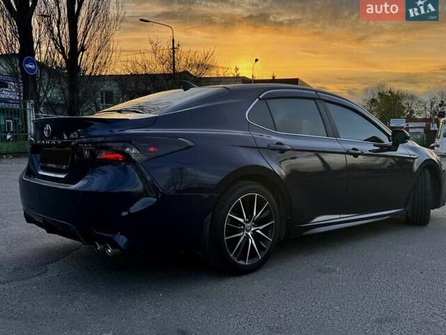 Синий Тойота Камри, объемом двигателя 2.49 л и пробегом 83 тыс. км за 23600 $, фото 3 на Automoto.ua