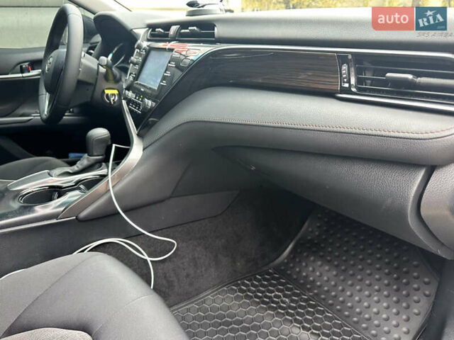 Синий Тойота Камри, объемом двигателя 2.49 л и пробегом 198 тыс. км за 19700 $, фото 33 на Automoto.ua