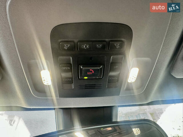 Тойота Камри 2020 в Киеве на Automoto.ua Синий Тойота Камри, объемом двигателя 2.5 л и пробегом 140 тыс. км за 22700 $, фото 17 на Automoto.ua