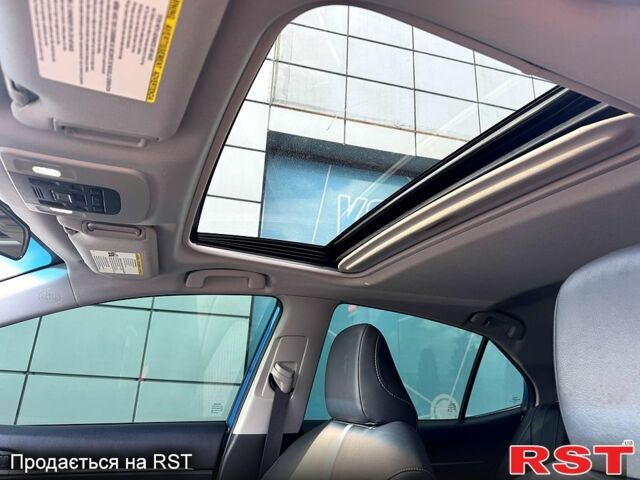 Синий Тойота Камри, объемом двигателя 2.5 л и пробегом 40 тыс. км за 19940 $, фото 5 на Automoto.ua