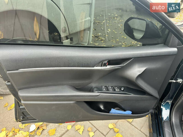 Синий Тойота Камри, объемом двигателя 2.49 л и пробегом 198 тыс. км за 19700 $, фото 25 на Automoto.ua