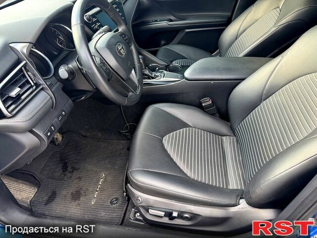 Синий Тойота Камри, объемом двигателя 2.5 л и пробегом 40 тыс. км за 19940 $, фото 7 на Automoto.ua