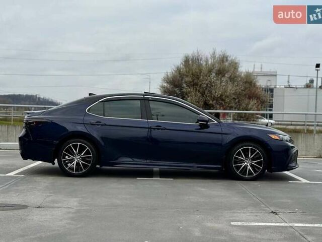 Синий Тойота Камри, объемом двигателя 2.49 л и пробегом 88 тыс. км за 22000 $, фото 8 на Automoto.ua