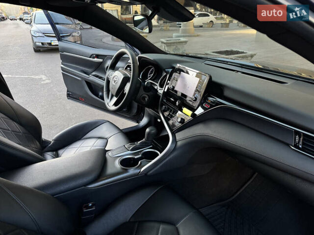 Тойота Камри 2021 в Одессе на Automoto.ua Синий Тойота Камри, объемом двигателя 2.49 л и пробегом 76 тыс. км за 21000 $, фото 42 на Automoto.ua