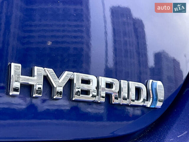 Синій Тойота Камрі, об'ємом двигуна 2.49 л та пробігом 75 тис. км за 33000 $, фото 4 на Automoto.ua