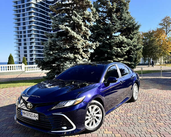 Тойота Камри 2021 в Одессе на Automoto.ua Синий Тойота Камри, объемом двигателя 2.49 л и пробегом 76 тыс. км за 21000 $, фото 2 на Automoto.ua