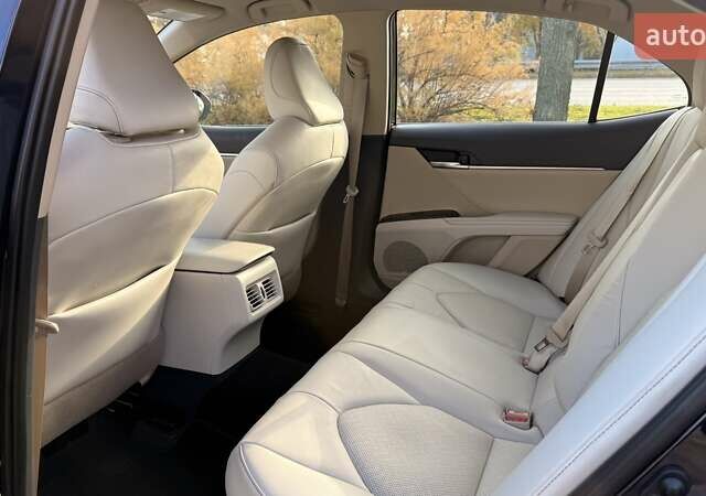 Синій Тойота Камрі, об'ємом двигуна 2.49 л та пробігом 12 тис. км за 30500 $, фото 19 на Automoto.ua