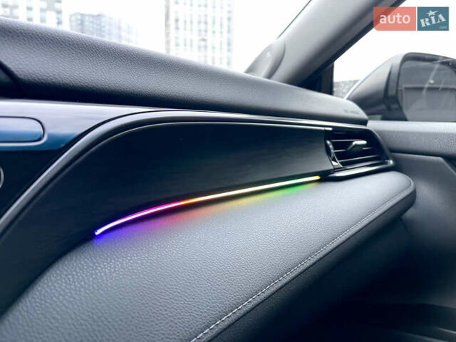 Синій Тойота Камрі, об'ємом двигуна 2.49 л та пробігом 75 тис. км за 33000 $, фото 19 на Automoto.ua