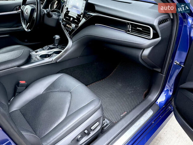 Синій Тойота Камрі, об'ємом двигуна 2.49 л та пробігом 75 тис. км за 33000 $, фото 43 на Automoto.ua