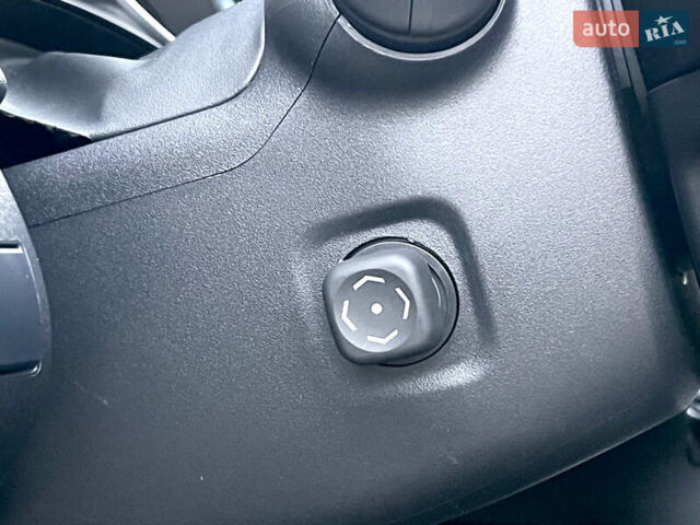 Синій Тойота Камрі, об'ємом двигуна 2.49 л та пробігом 75 тис. км за 33000 $, фото 2 на Automoto.ua