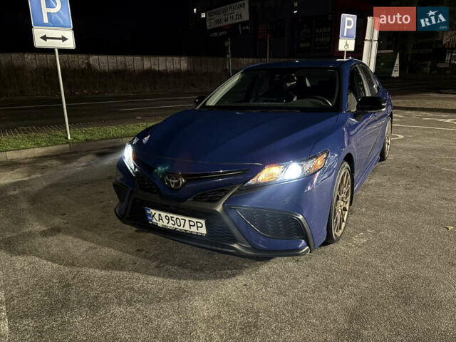 Синий Тойота Камри, объемом двигателя 2.49 л и пробегом 48 тыс. км за 29900 $, фото 2 на Automoto.ua