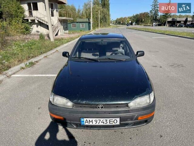 Зеленый Тойота Камри, объемом двигателя 2.16 л и пробегом 490 тыс. км за 2200 $, фото 9 на Automoto.ua