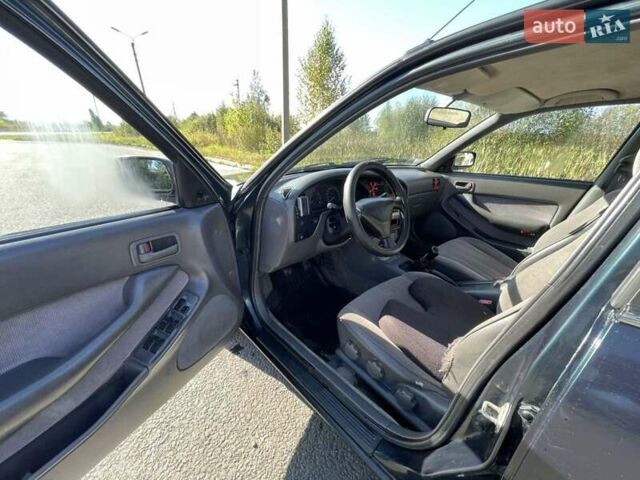 Зеленый Тойота Камри, объемом двигателя 2.16 л и пробегом 490 тыс. км за 2200 $, фото 5 на Automoto.ua