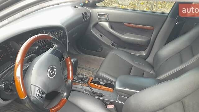 Зелений Тойота Камрі, об'ємом двигуна 2.2 л та пробігом 500 тис. км за 3000 $, фото 5 на Automoto.ua