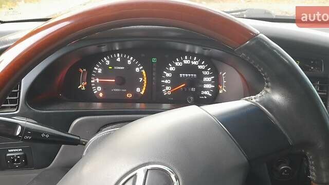 Зелений Тойота Камрі, об'ємом двигуна 2.2 л та пробігом 500 тис. км за 3000 $, фото 3 на Automoto.ua