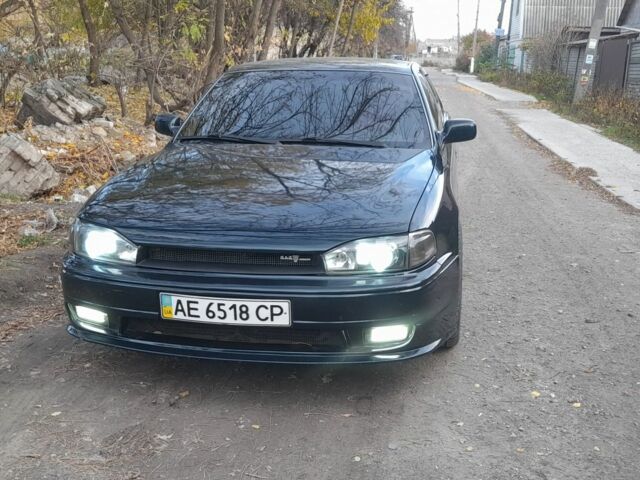 Зелений Тойота Камрі, об'ємом двигуна 2.2 л та пробігом 500 тис. км за 3000 $, фото 2 на Automoto.ua