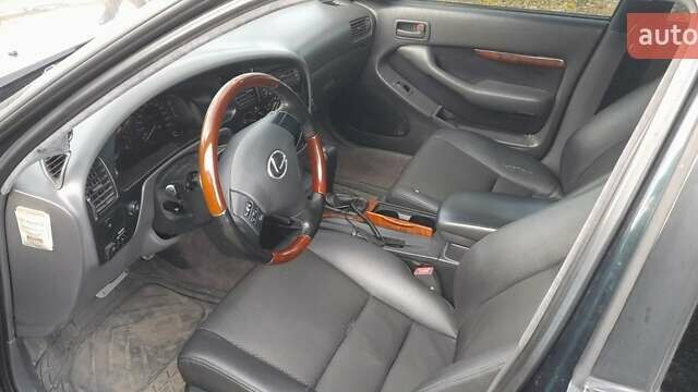 Зелений Тойота Камрі, об'ємом двигуна 2.2 л та пробігом 500 тис. км за 3000 $, фото 2 на Automoto.ua