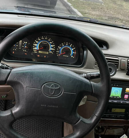 Зеленый Тойота Камри, объемом двигателя 2.2 л и пробегом 466 тыс. км за 3800 $, фото 8 на Automoto.ua