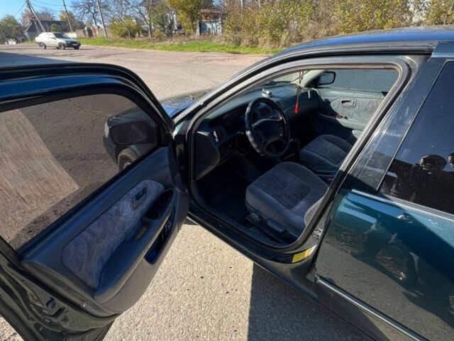 Зеленый Тойота Камри, объемом двигателя 2.2 л и пробегом 407 тыс. км за 3700 $, фото 6 на Automoto.ua