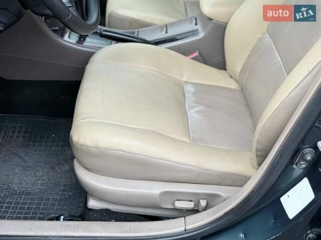 Зеленый Тойота Камри, объемом двигателя 3 л и пробегом 255 тыс. км за 4999 $, фото 9 на Automoto.ua