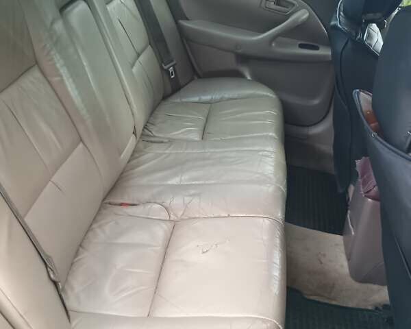 Зелений Тойота Камрі, об'ємом двигуна 2.16 л та пробігом 300 тис. км за 3300 $, фото 8 на Automoto.ua