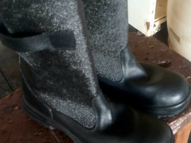 Зеленый Тойота Камри, объемом двигателя 2.2 л и пробегом 310 тыс. км за 4800 $, фото 10 на Automoto.ua