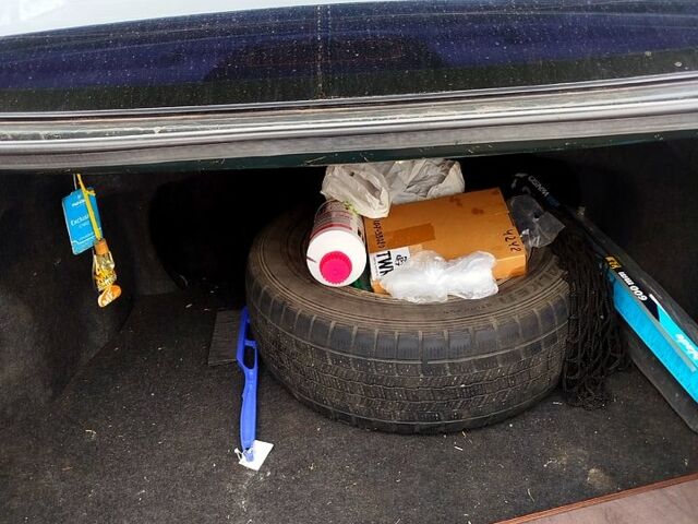 Зеленый Тойота Камри, объемом двигателя 2.4 л и пробегом 333 тыс. км за 5200 $, фото 10 на Automoto.ua