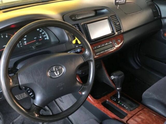 Зеленый Тойота Камри, объемом двигателя 3 л и пробегом 410 тыс. км за 4800 $, фото 4 на Automoto.ua