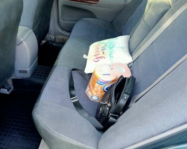 Зелений Тойота Камрі, об'ємом двигуна 2.36 л та пробігом 270 тис. км за 5300 $, фото 1 на Automoto.ua