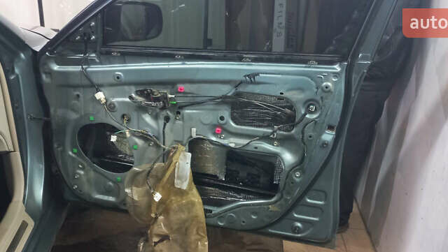 Зеленый Тойота Камри, объемом двигателя 2.4 л и пробегом 400 тыс. км за 10000 $, фото 14 на Automoto.ua