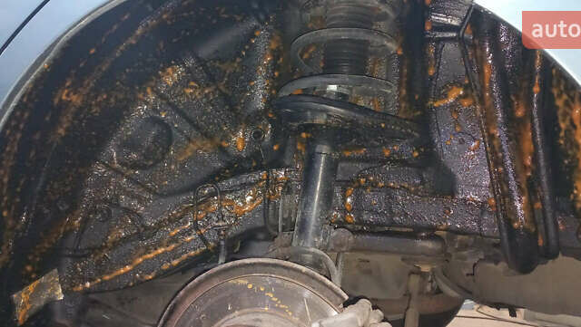 Зеленый Тойота Камри, объемом двигателя 2.4 л и пробегом 400 тыс. км за 10000 $, фото 20 на Automoto.ua