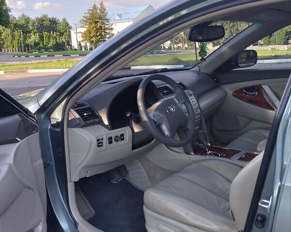 Зеленый Тойота Камри, объемом двигателя 2.4 л и пробегом 400 тыс. км за 10000 $, фото 8 на Automoto.ua