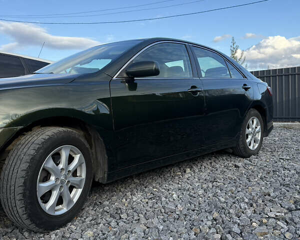 Тойота Камри 2010 в Хмельницком на Automoto.ua Зеленый Тойота Камри, объемом двигателя 2.5 л и пробегом 225 тыс. км за 6800 $, фото 8 на Automoto.ua