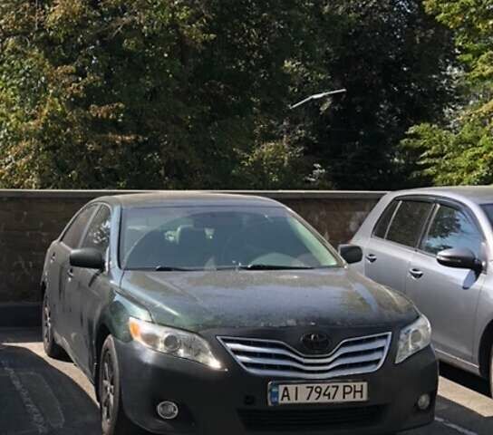 Зеленый Тойота Камри, объемом двигателя 2.49 л и пробегом 300 тыс. км за 8200 $, фото 9 на Automoto.ua