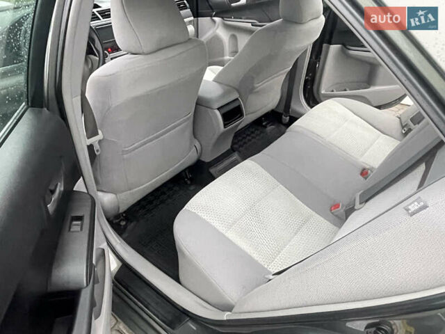 Зелений Тойота Камрі, об'ємом двигуна 2.49 л та пробігом 197 тис. км за 10400 $, фото 11 на Automoto.ua